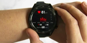 How Do Smartwatches Help Monitor Heart Rate and Heart Health?